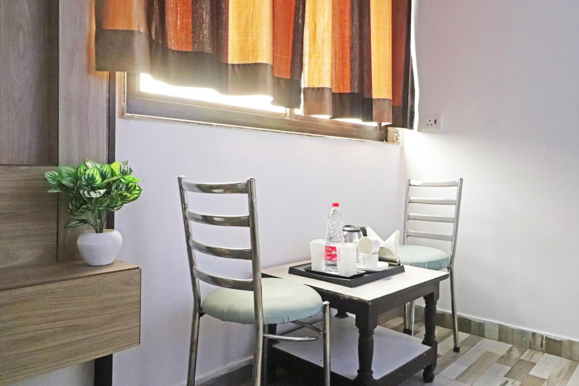 Clink Airport Couette-café 3*