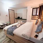 Hotel Clink New Delhi Airport