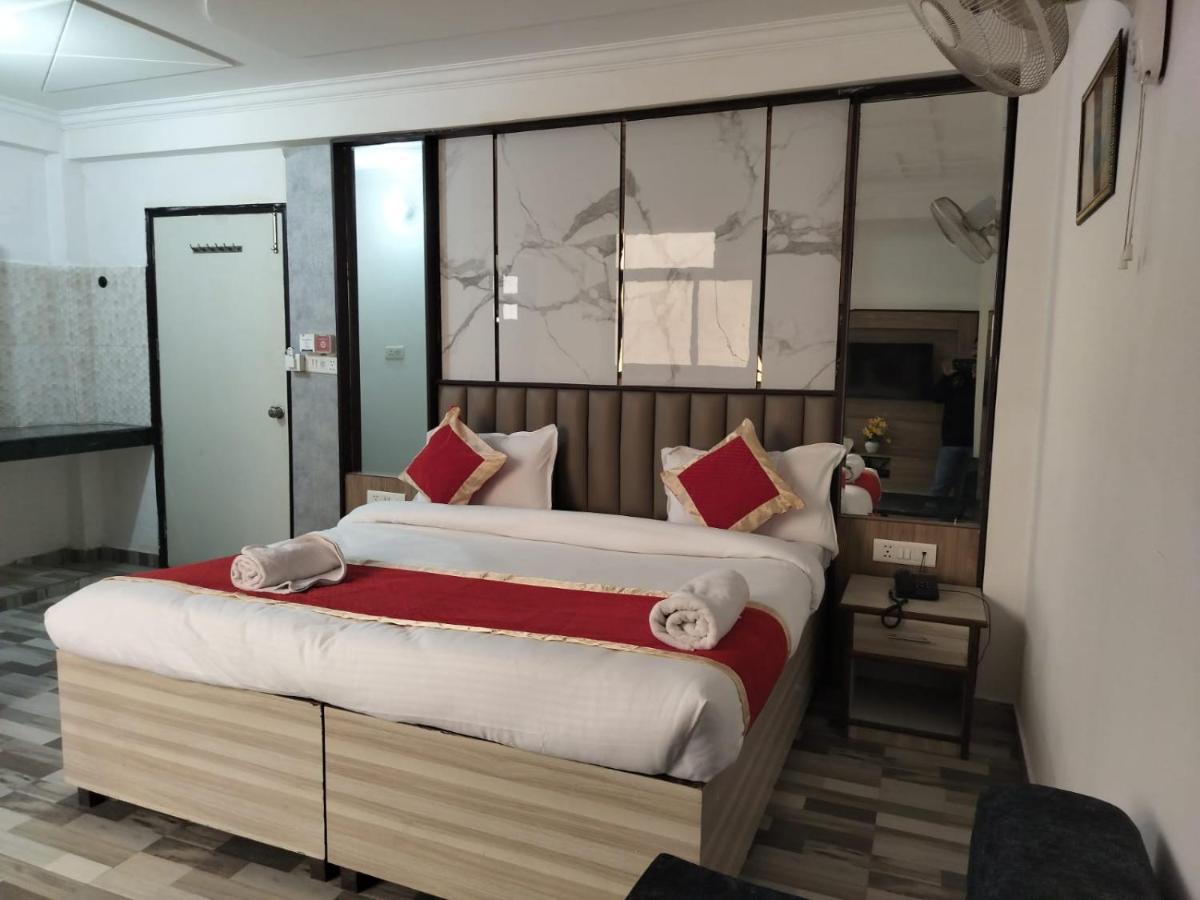 Clink Airport Bed & Breakfast