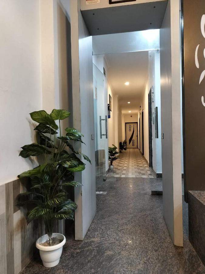 Bed & Breakfast Clink Airport New Delhi