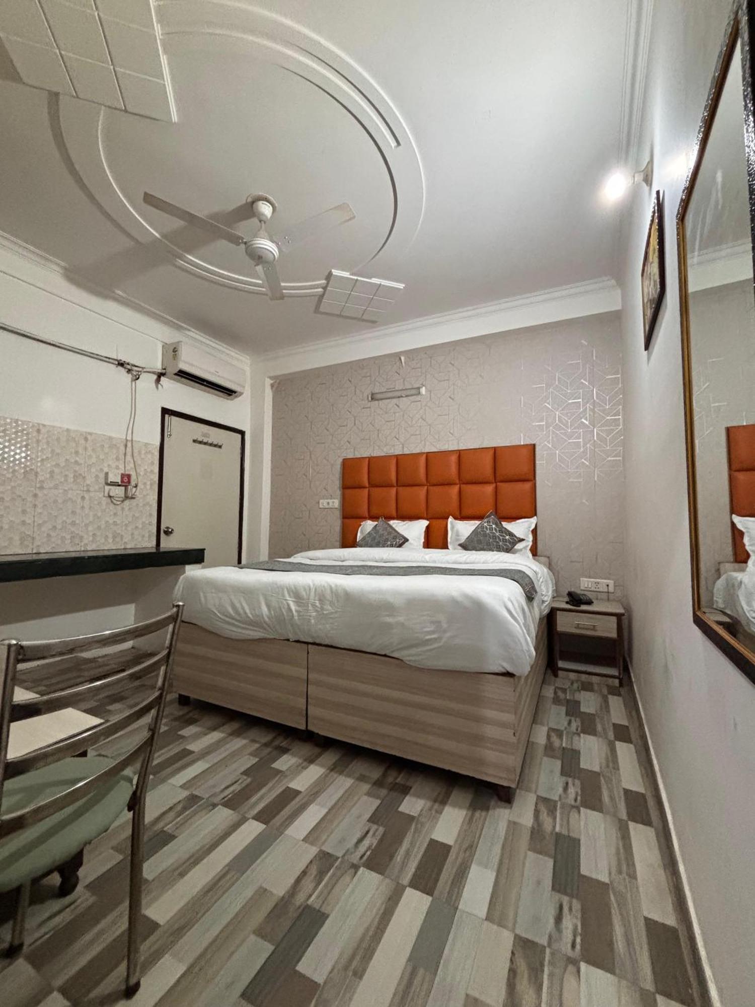 Clink Airport Bed & Breakfast